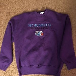 VINTAGE Charlotte Hornets Crewneck Sweatshirt